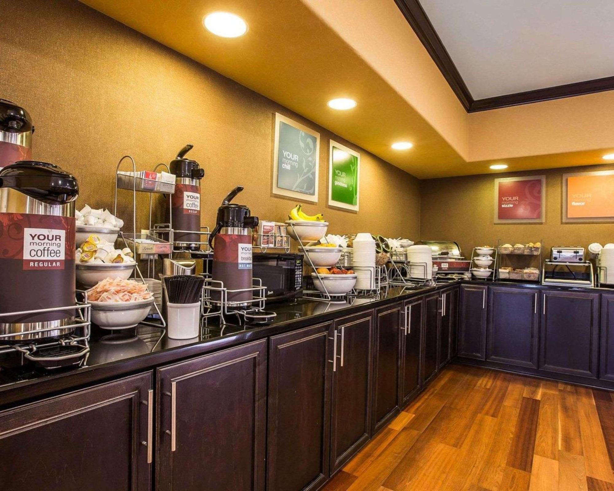 Comfort Suites Simpsonville - Greenville Екстериор снимка